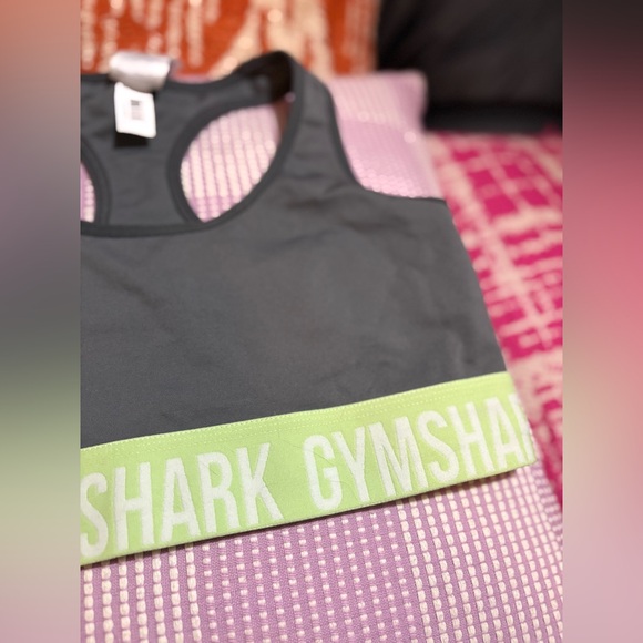 Gymshark sz L Sport Bra (no padding) - Picture 5 of 10